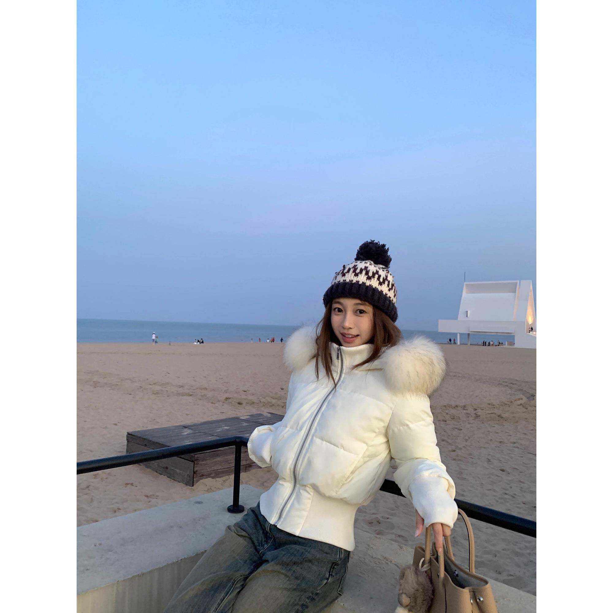 白色大毛领羽绒服女冬季收腰显瘦棉衣袄加厚加绒连帽90白鸭绒外套