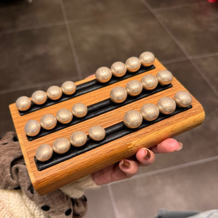 新款爆款珠光复古扁圆珍珠耳钉2026新款高级感轻奢耳环耳饰气质女