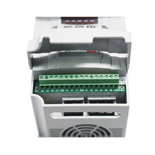 5.5 0.75 3.7 变频器1.5 3KW单相220 7.5 380v三相电机调速 2.2