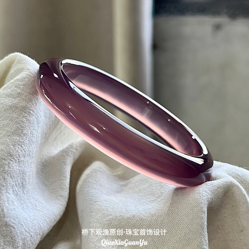 天然玛瑙手镯女紫罗兰冰种玉镯子图片