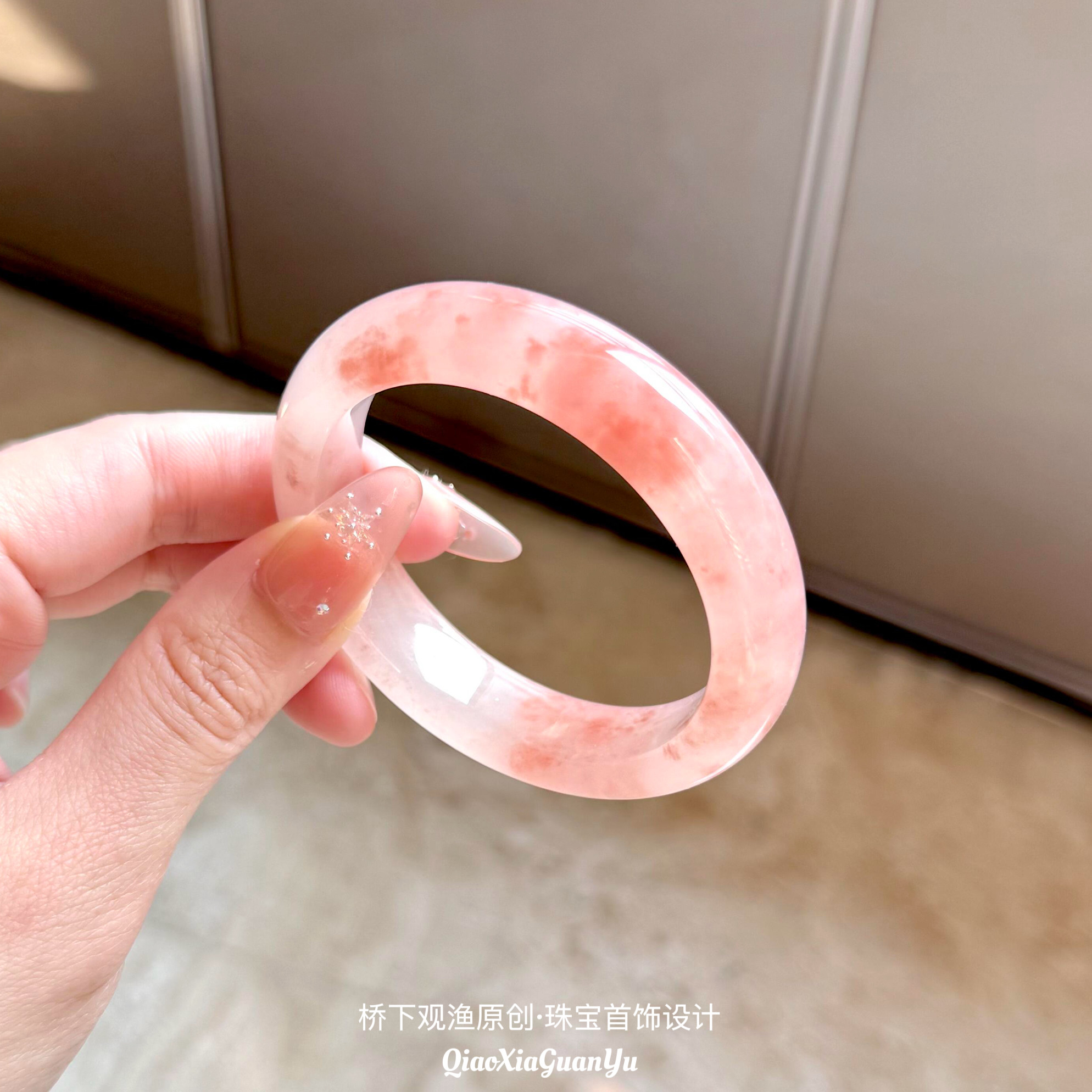 桃花酿手镯天然玉镯女款高冰透粉色樱花粉扁镯金丝玉镯子原石正品