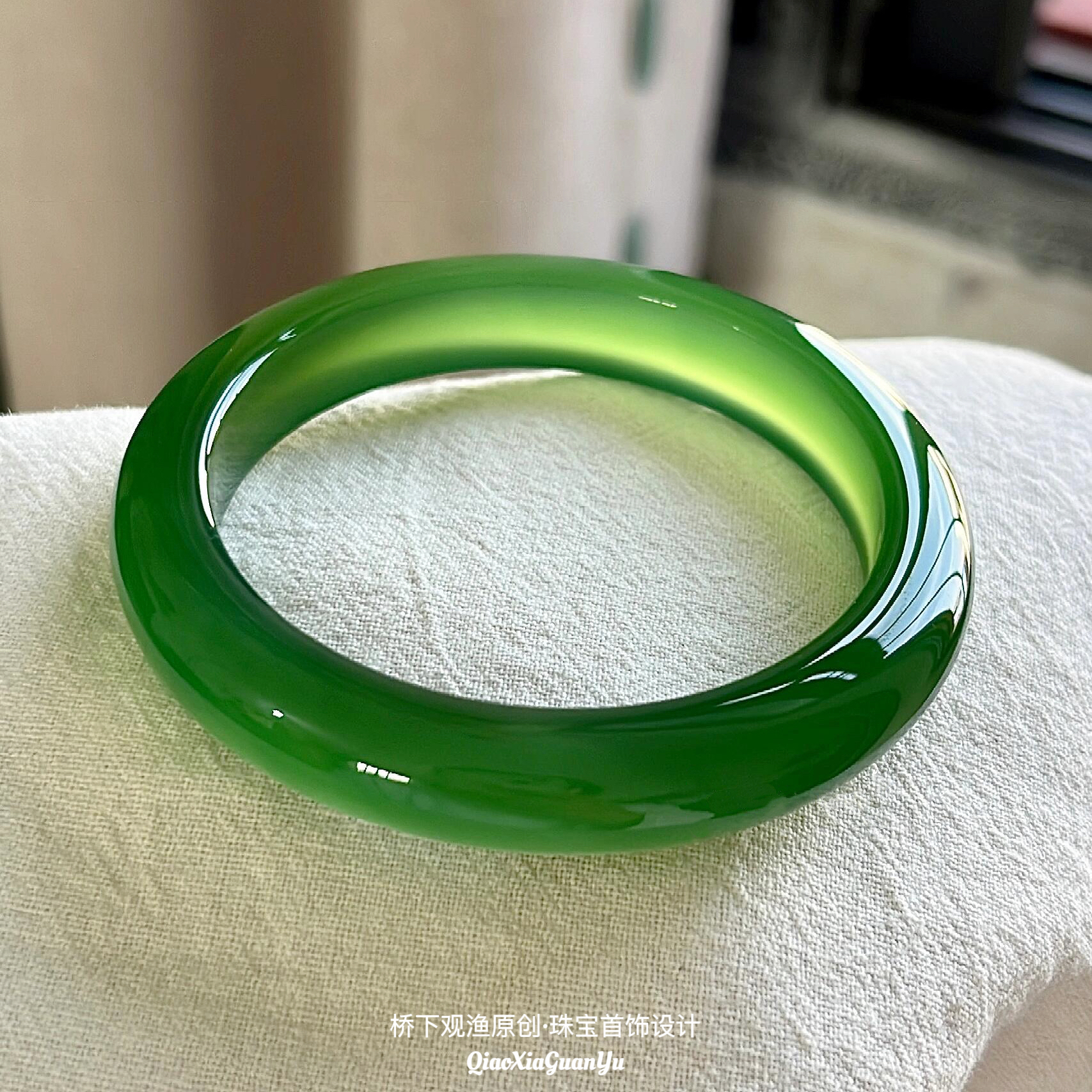 冰种菠菜绿玉髓手镯女帝王绿玛瑙