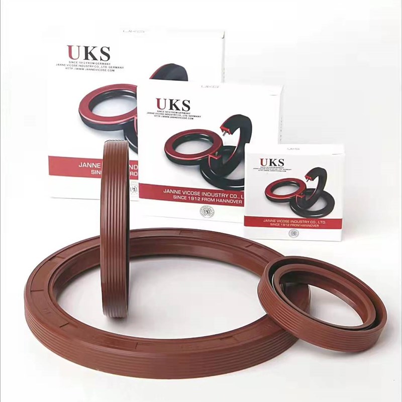 UKS氟胶耐温骨架油封密封圈40x50x60x70x80x85x90x100x8x10x12