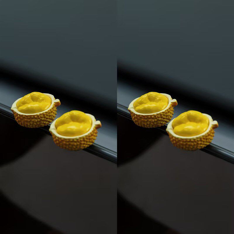 汽车摆件仿真迷你车载小榴莲可爱新年礼物屏幕显示中控台装饰品