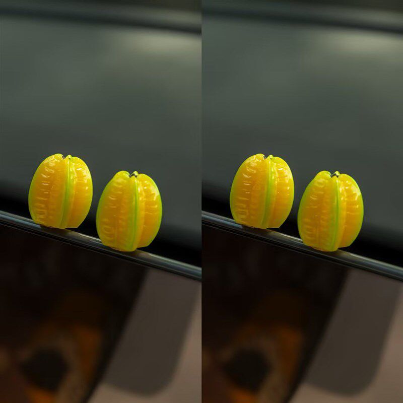 汽车摆件仿真迷你车载小杨桃可爱新年礼物屏幕显示中控台装饰品