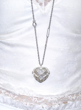1P Jewelry 银色月光甜心派锆石镶嵌可开合相册式水晶爱心项链