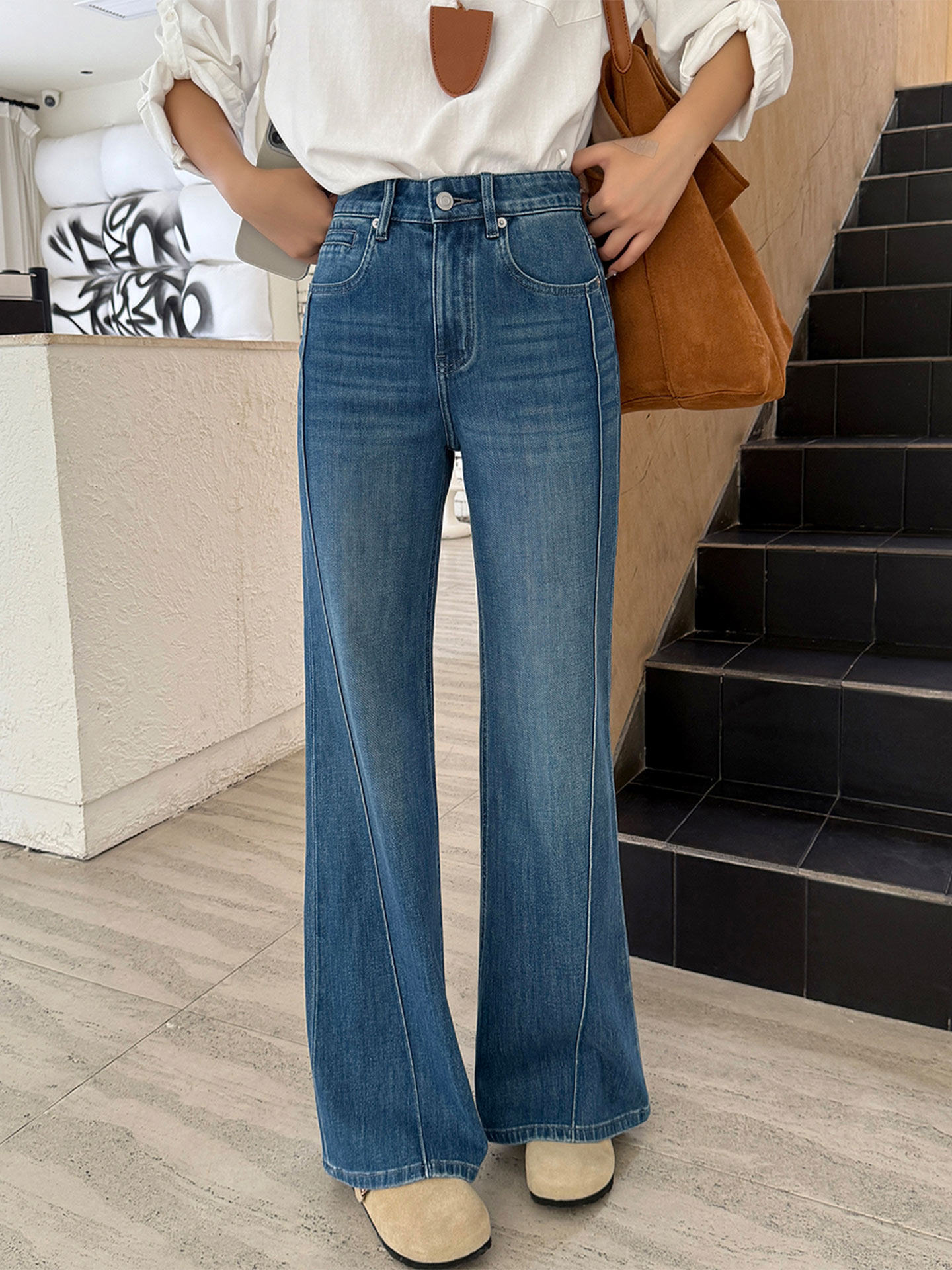 Blue Straight-Leg Flared Jeans for Women, New Autumn Style, Plus Size, High-Waisted, Slimming, Stretchy Bell-Bottom Pants for Petite Women