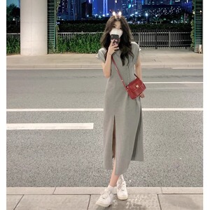 2025夏季新款小众设计感显瘦灰色休闲开叉长款连衣裙女装爆款