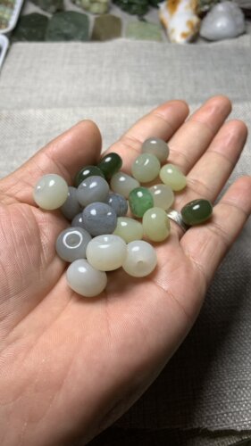 天然和田玉藕粉卡10白玉胖嘟面包扣子苹果珠平安扣吊坠diy提溜