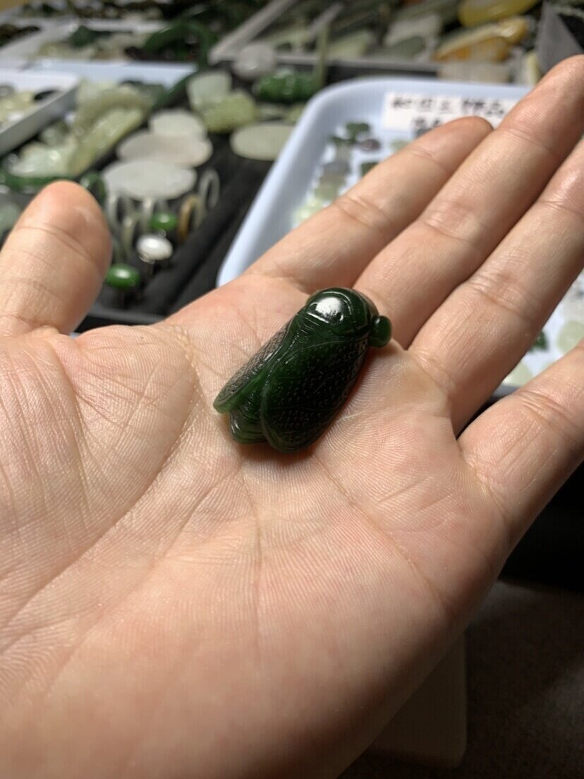 天然和田玉新疆碧玉蝉一鸣惊人无矿点吊坠挂件毛衣链手链菠菜绿