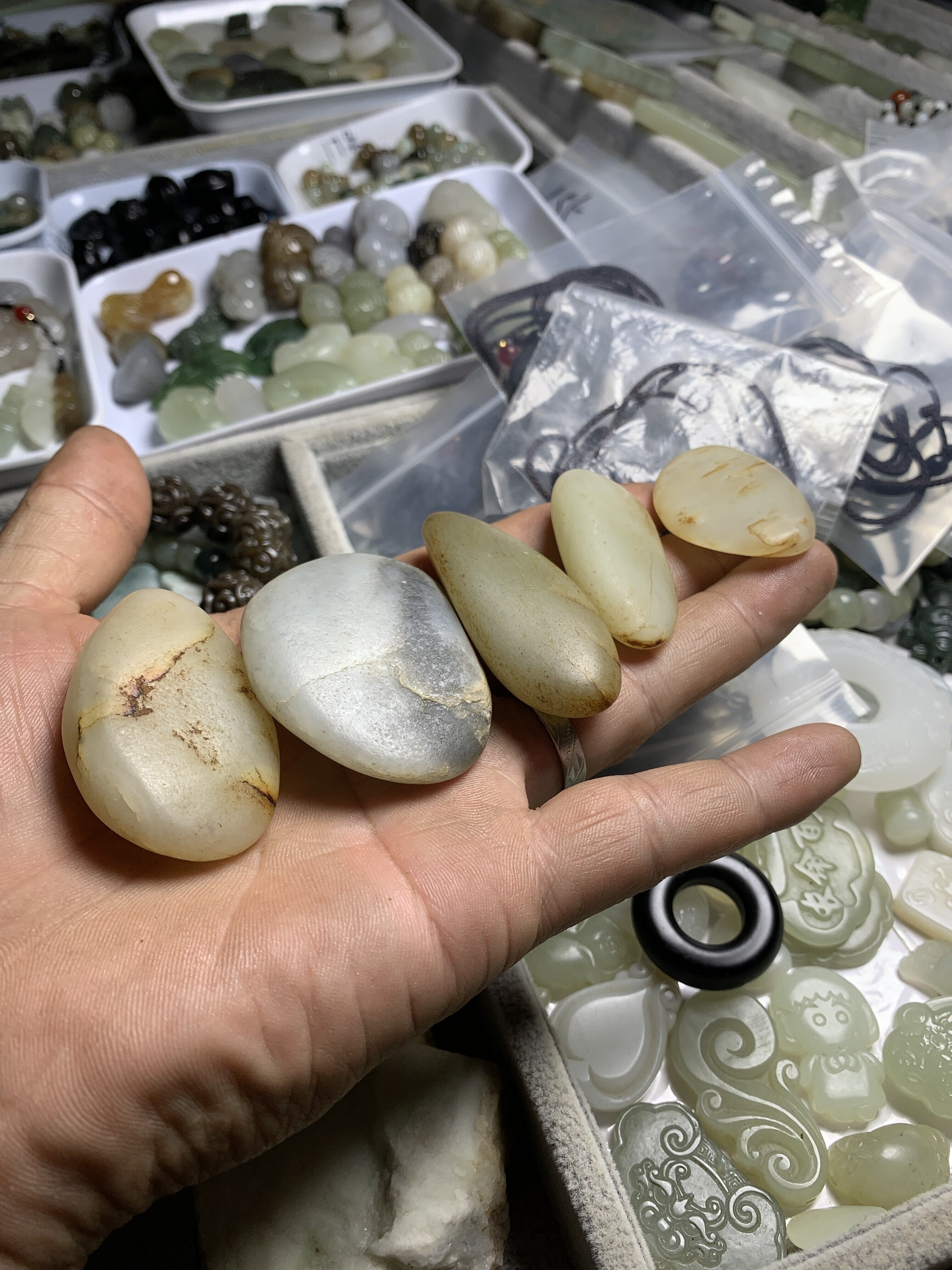 天然和田玉新疆籽料老货原石沙枣青挖玉籽料手把吊坠挂件文玩提溜