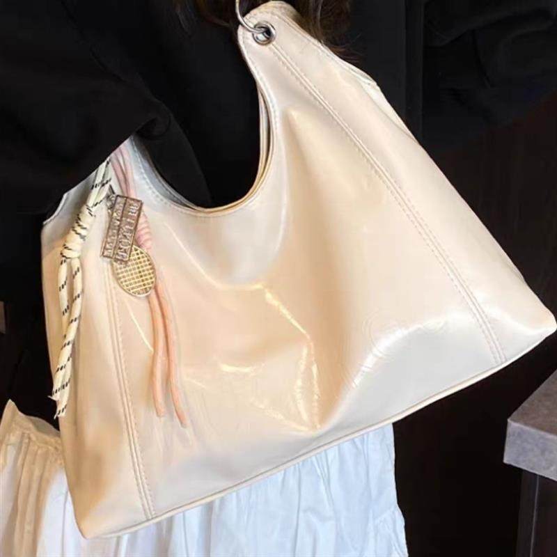 高级感通勤单肩腋下包包女式2025新款时尚百搭手提包大容量托特包,箱包皮具/热销女包/男包,通用款女包,淘宝优惠券,粉丝福利购,淘宝优惠卷