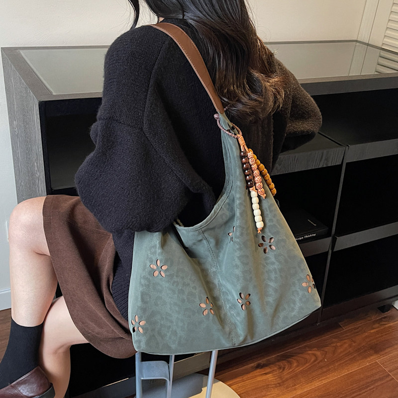 高级感复古麂皮绒包包女2026新款秋冬托特包大容量休闲通勤单肩包