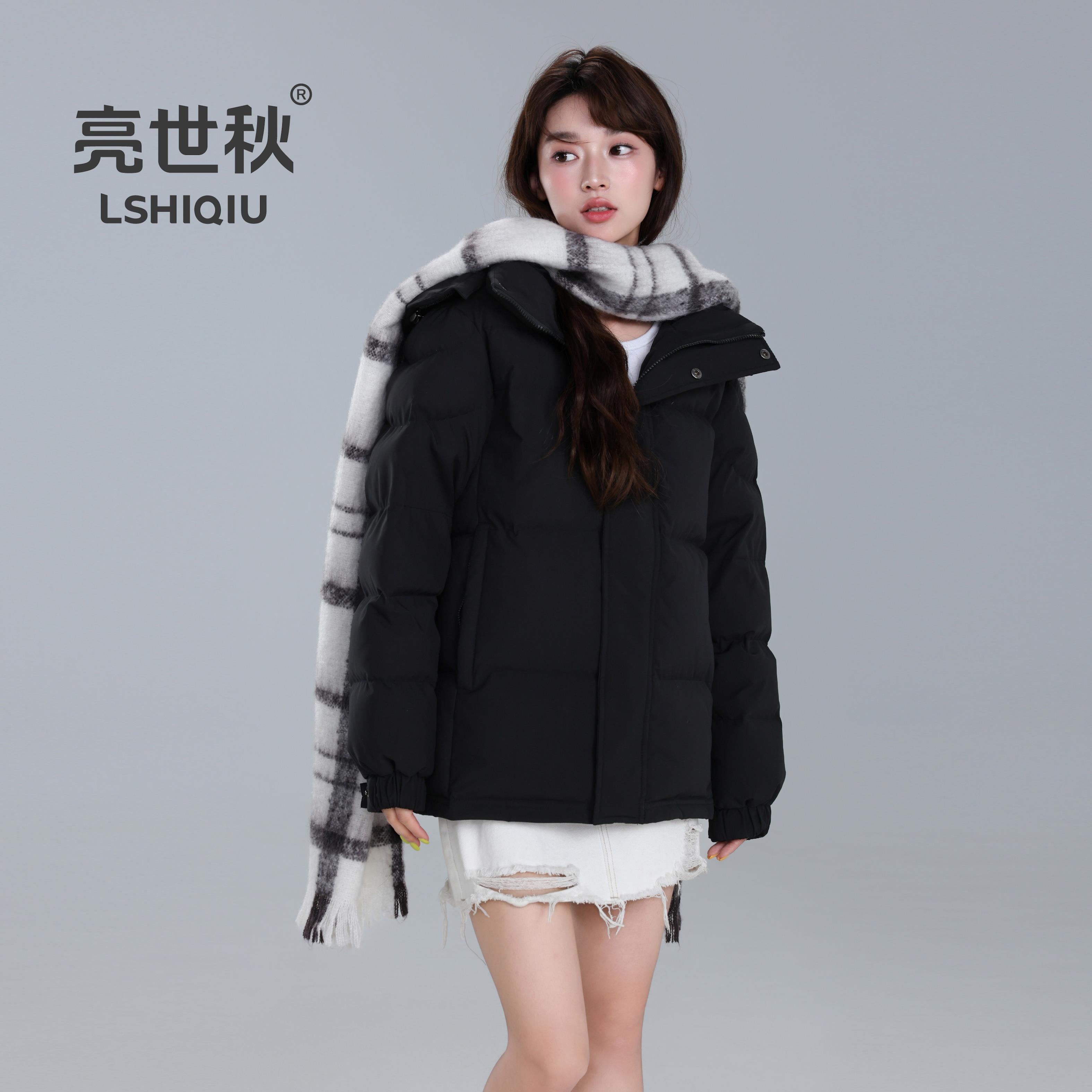 亮世秋短款羽绒服女款202