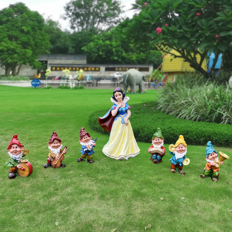 卡通人物白雪公主与七个小矮人雕塑户外花园庭院景区幼儿园装饰品