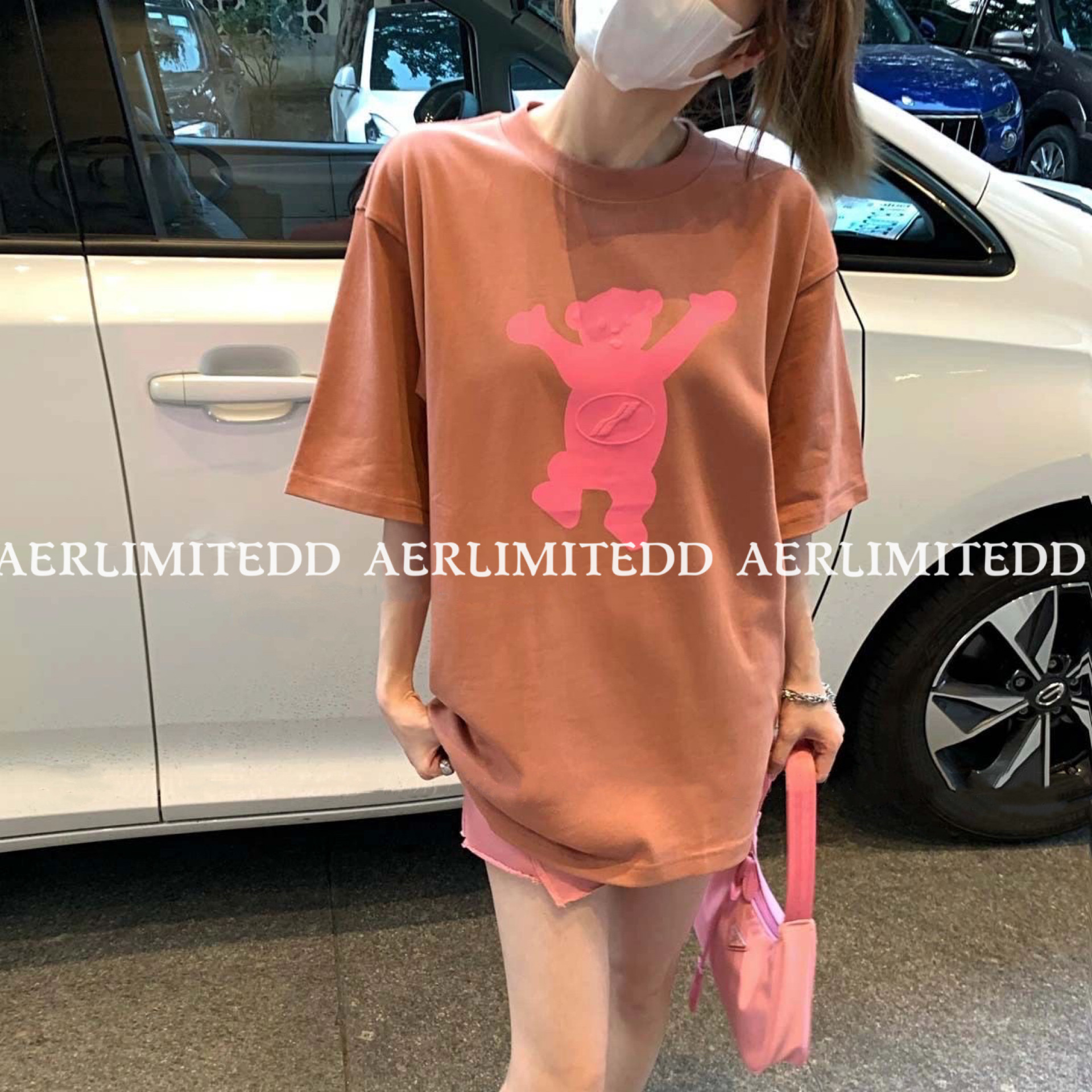 高仿we11done短袖小熊渐变 _welldone小熊短袖真假辨别-第2张图片-潮百科
