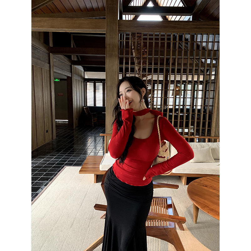 圆领拼接网纱绑带蝴蝶压花上衣女