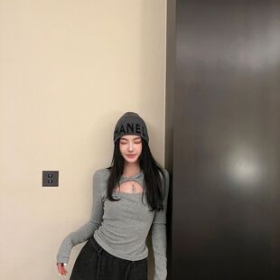 设计感别致显身材掐腰小衫 韩系性感扭结镂空长袖 上衣女2026秋新款