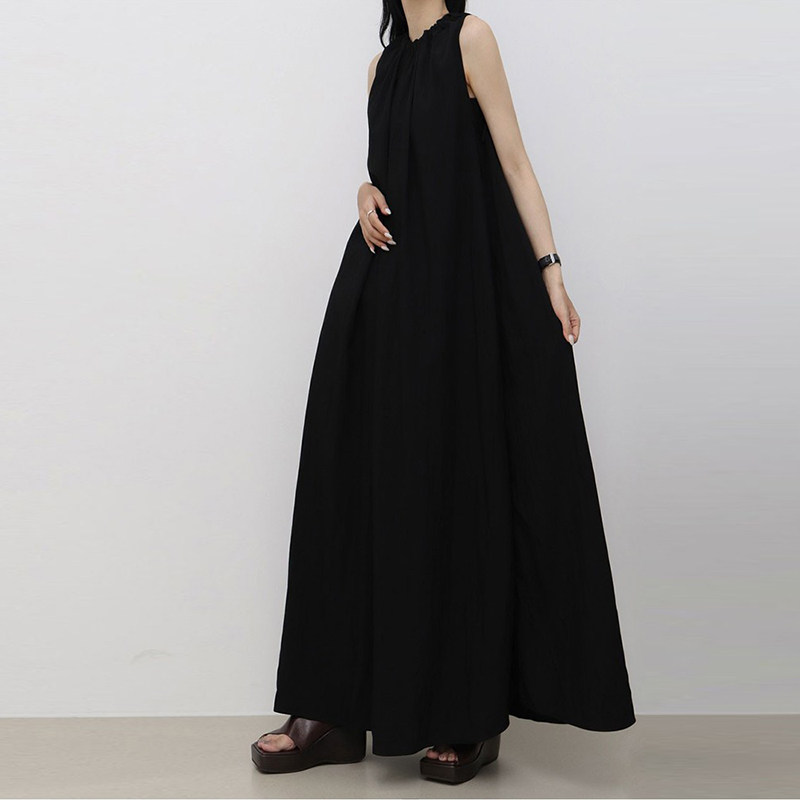 2025夏季新款吊带裙极简风褶皱设计背心裙夏山本长款连衣裙女
