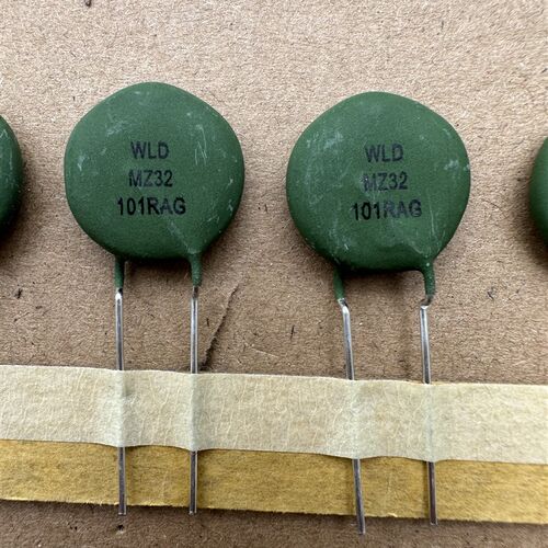 焊机热敏电阻  16P MZ32 101RAG    组织101欧左右 原装全新正品