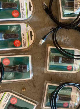 德国 digitus USB转串口有8个，USB2.0, 图