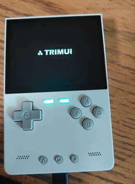 TRIMUI BRICK吹米掌机，白色，成色如图，功能正常，