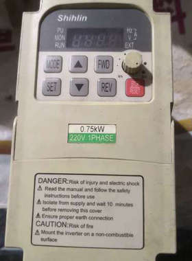 士林变频器SC-021-0.75K-D  0.75KW2