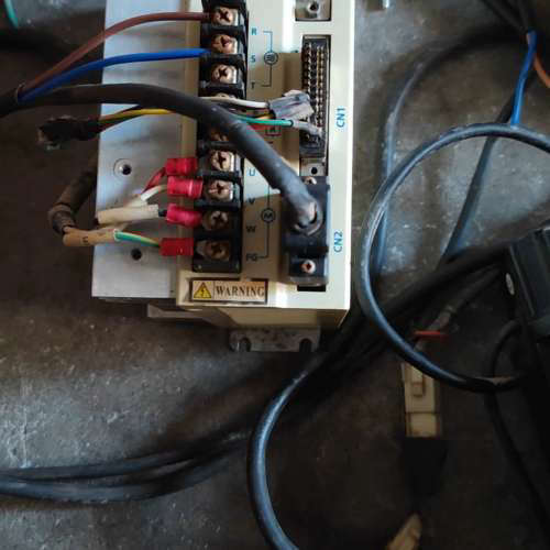 TSDA30B伺服驱动器+8CB75-2DE7F伺服电机。实