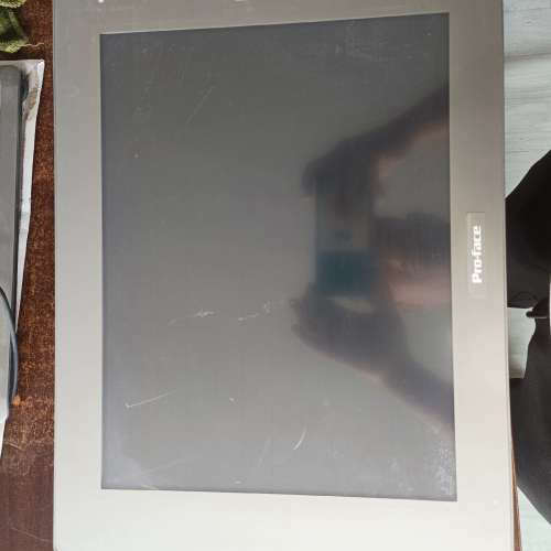 Proface触摸屏，型号SP-5700TP 只有屏后壳没了