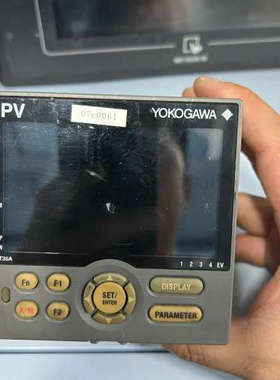YOKOGAWA横河温控仪UT35A-000-11-00