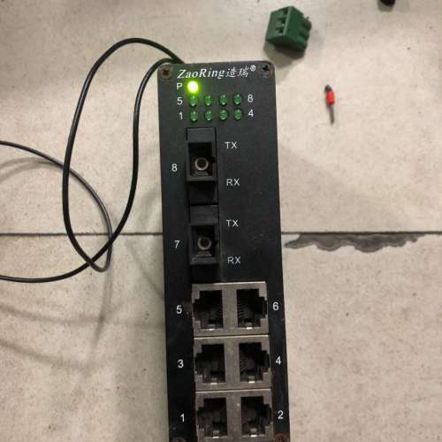 8口工业交换机，造瑞，型号ZRS108-2SSC6T-D