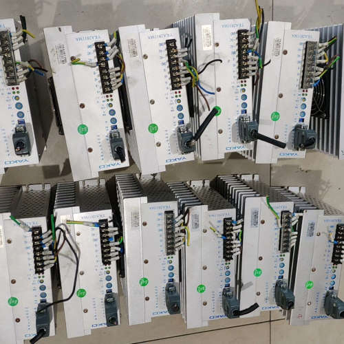 研控步进驱动器12台,YKA2811MA,成色如图,