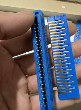 socapex连接器。共两种图片实物图。懂的来。