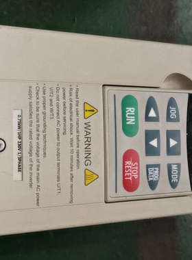 台达变频器VFD007B21A。橙色漂亮 包好0.75Kw