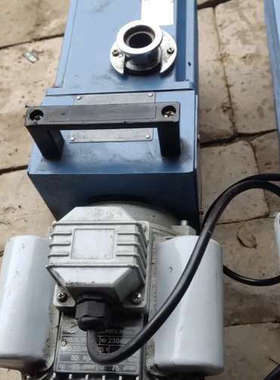 2XZ-4型旋片式真空泵，抽速4升/秒，功率这550W，成色