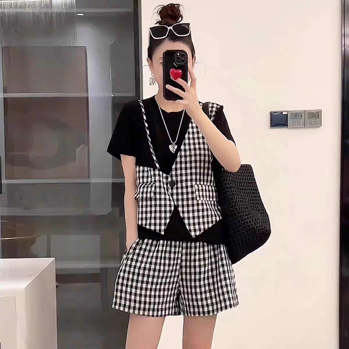 时尚套装女2025年新款夏季短裤潮