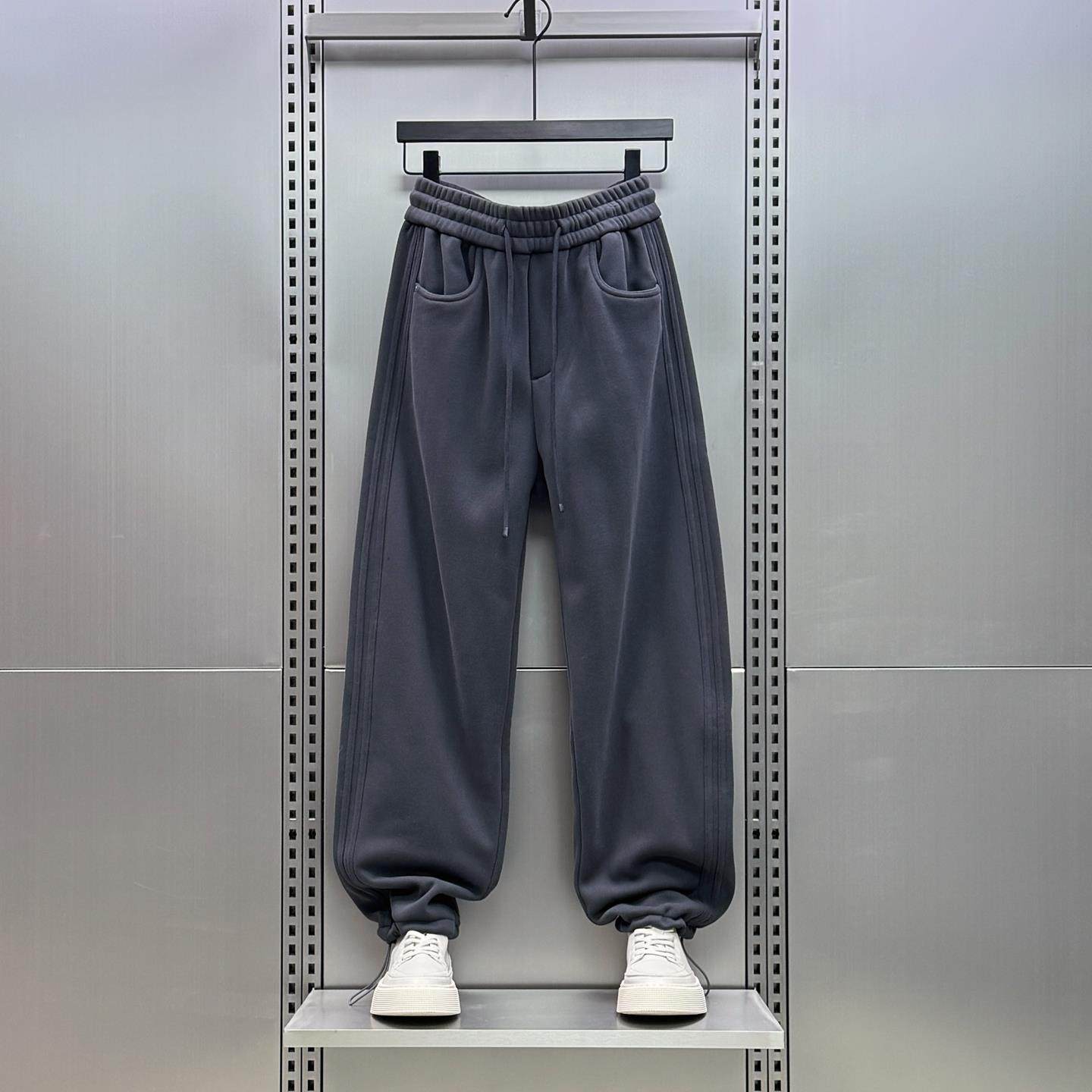 潮牌宽松直筒高级感卫裤男士冬季加绒运动休闲裤慵懒风百搭束脚裤