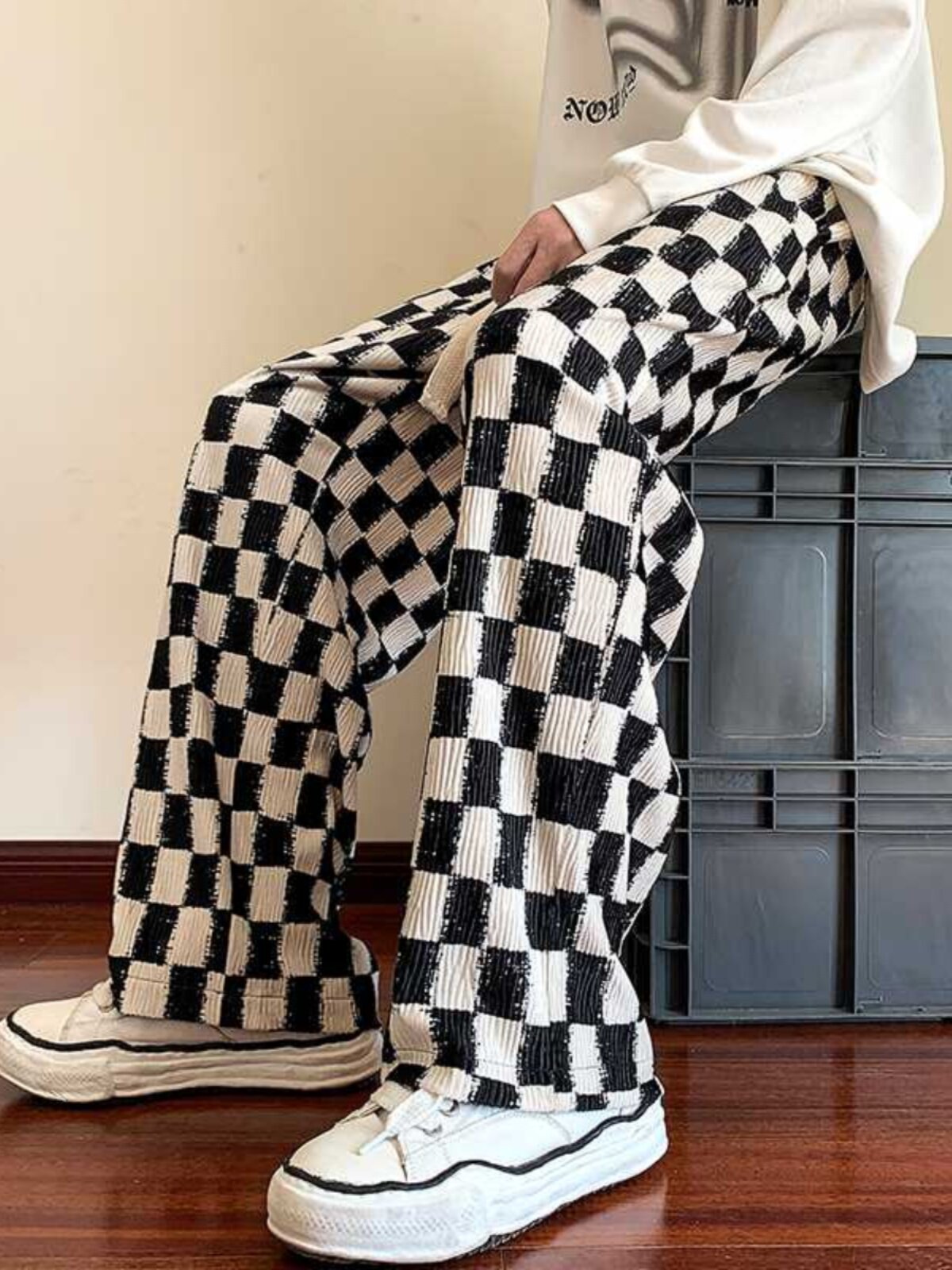 潮牌新款高级感时尚潮流格子直筒阔腿裤子男日系高街宽松休闲长裤