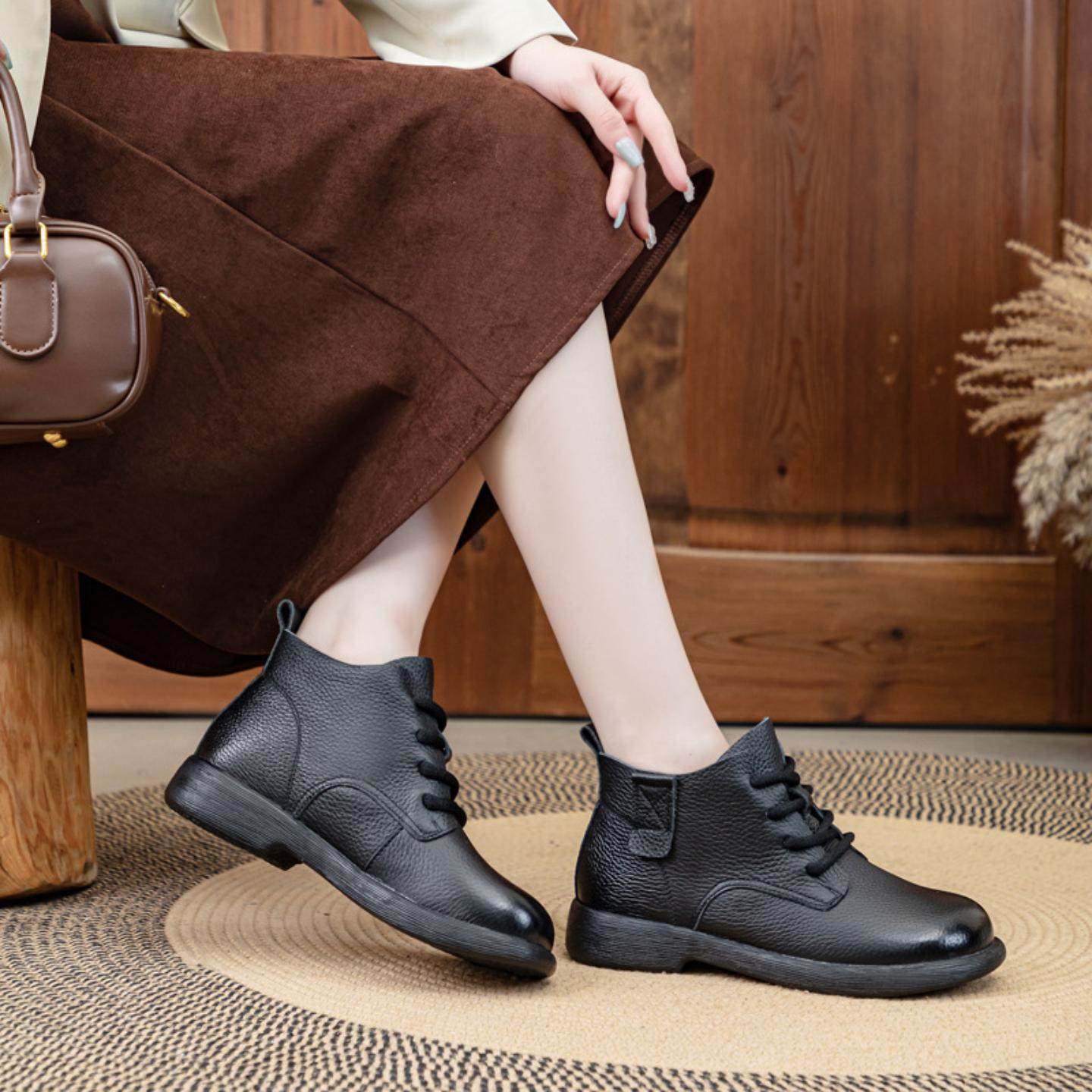 真牛皮2025秋冬新款平底短靴百搭复古靴子女软皮软底休闲马丁靴女