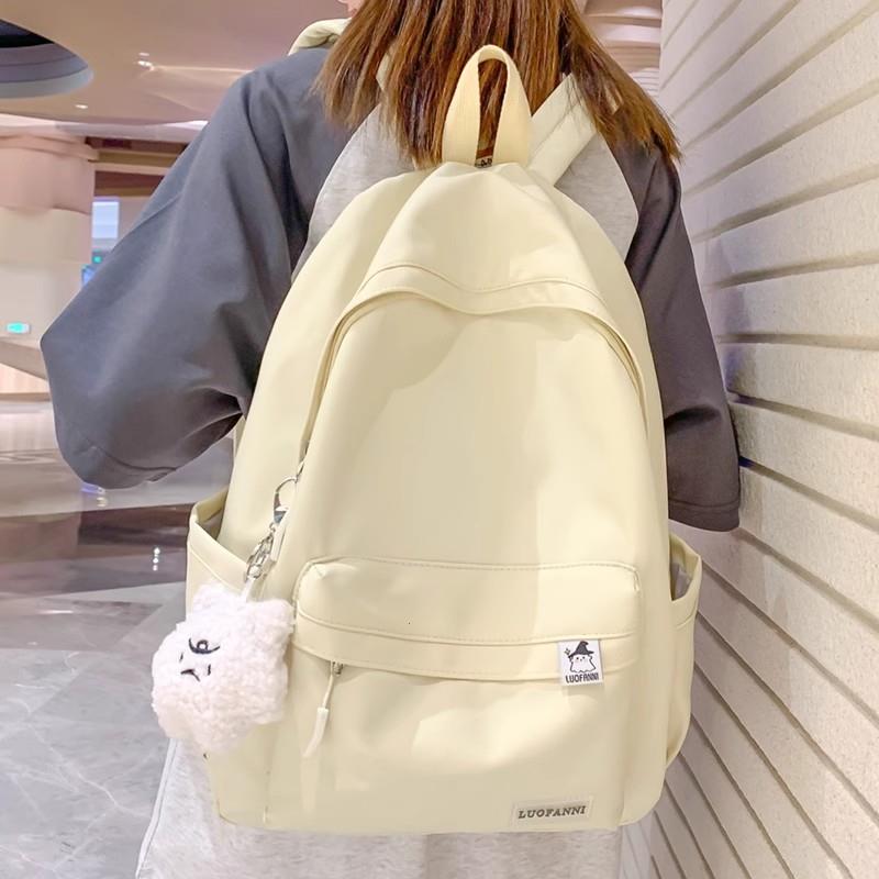 学生双肩背包初中女孩高
