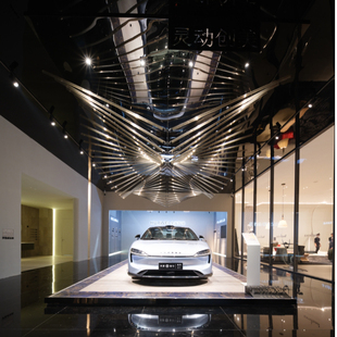灵动创美智能动态升降球矩阵吊灯装饰展厅展会科技馆商场商业空间