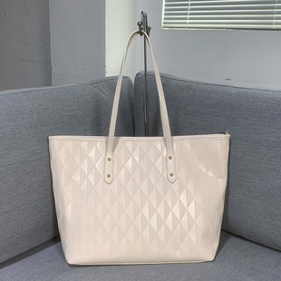 单肩托特包女2024新款大容量高级感大学生上课通勤包大包包硬挺