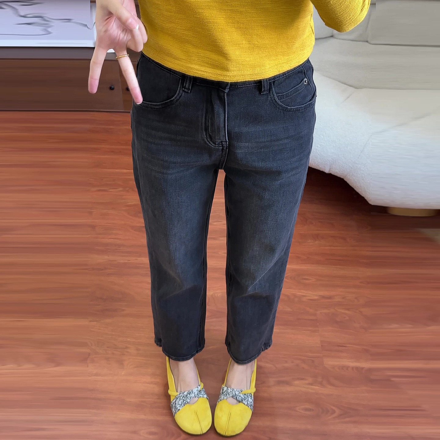 黑灰色直筒牛仔裤女冬季2025年新款小个子加绒加厚显瘦九分烟管裤