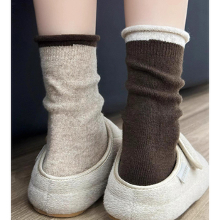简约中带点慵懒~好喜欢这个配色！秋冬复古羊毛袜加厚保暖中筒袜