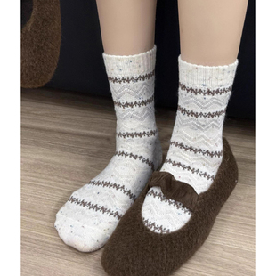 确定不来一双费尔岛银丝羊毛袜~真的巨暖和巨舒服~秋冬袜子女百搭