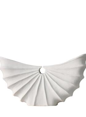 新款现代简约酒黑白扇厅贝异型陶关瓷花器店会所客玄插花T20094装