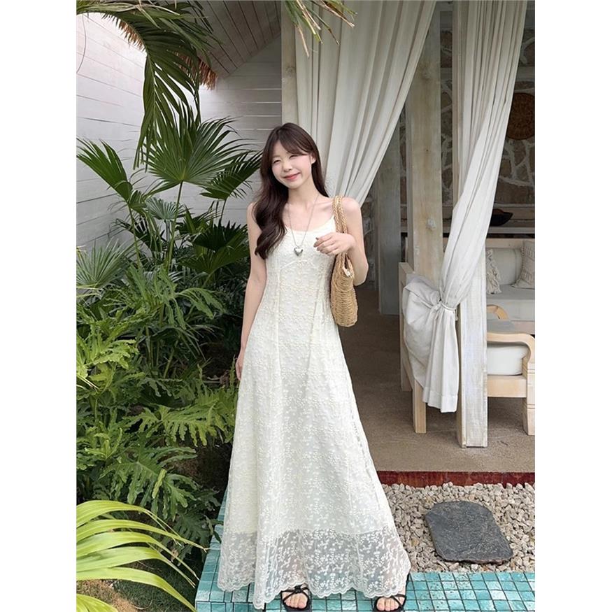 法式杏色刺绣蕾丝吊带连