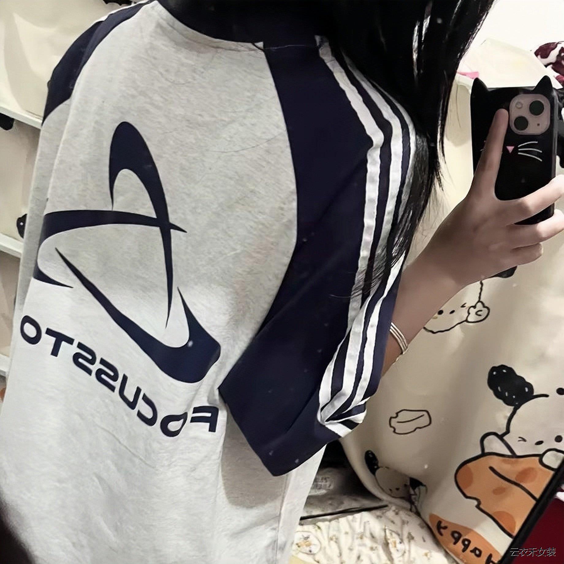 美撞拼接三条杠恤夏季新
