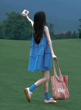 漂亮韩系甜美清新温柔复古蓝色夏季新款吊带连衣裙蛋糕裙子