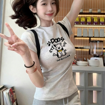 正肩圆领白灰色短袖T恤女